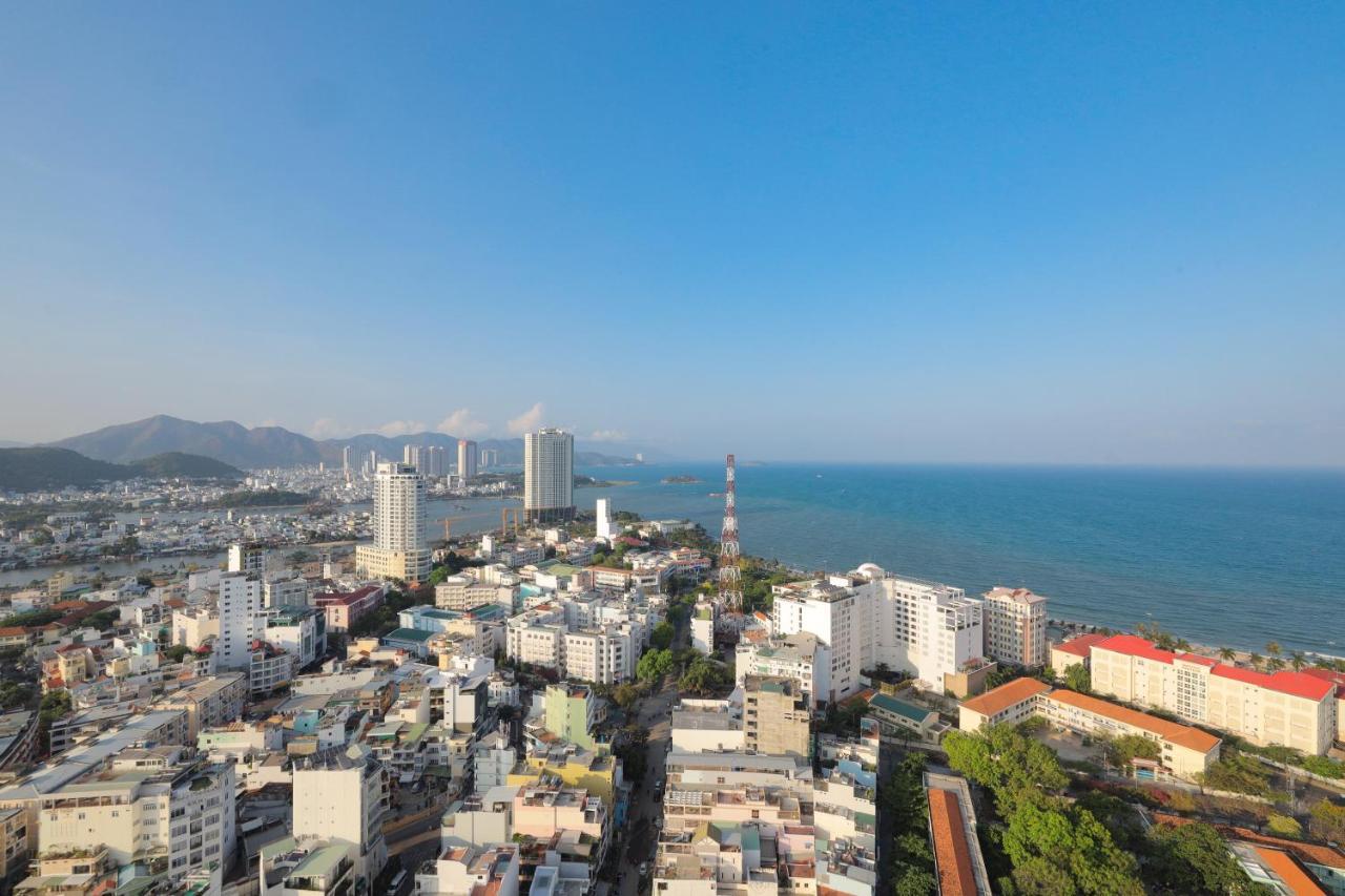 Cuddlencare 2Br Ocean View - Marina Suites Nha Trang Exteriör bild