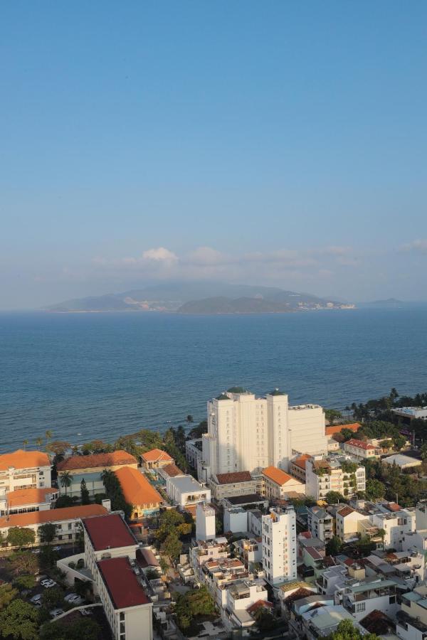 Cuddlencare 2Br Ocean View - Marina Suites Nha Trang Exteriör bild
